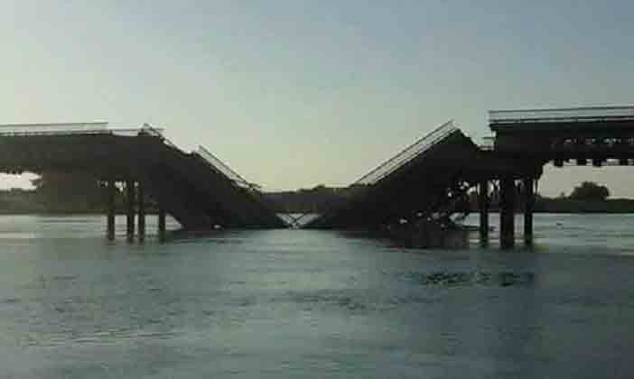 США разрушили сирийский мост