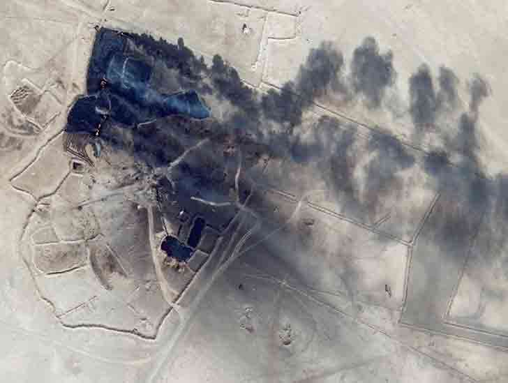 Боевики ИГ подожгли Сиянское месторождение
