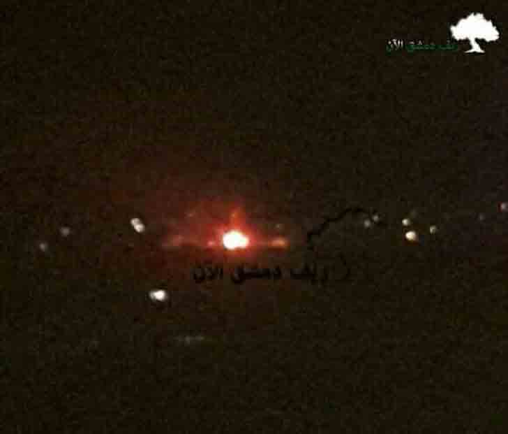 Пожар в районе аэропорта Дамаска после израильского авиаудара