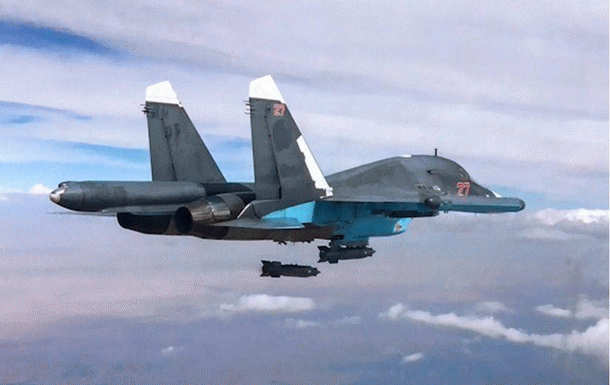 Су-34 ВКС РФ наносит бомбовый удар