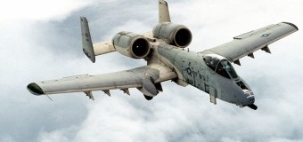 Американские штурмовики А-10 поддерживают наступление курдо-арабского альянса у р. Евфрат