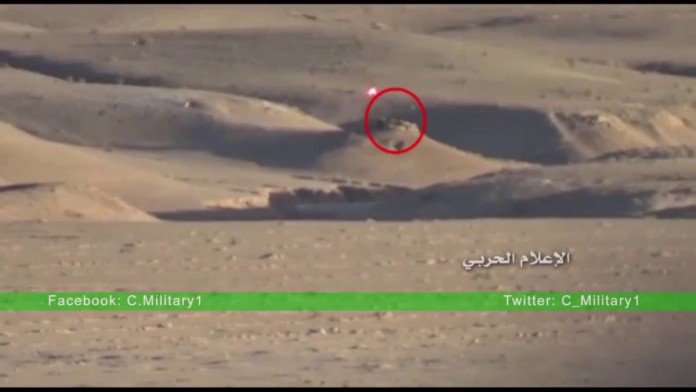 Прямое попадание противотанковой ракетой в голову боевика ИГ – видео