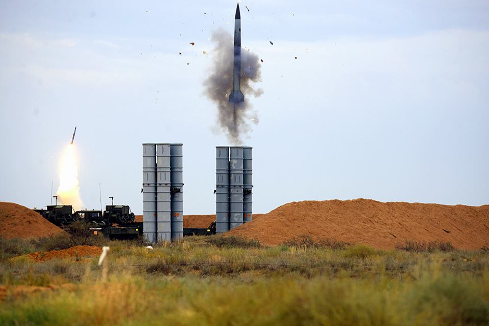Россия дала добро Сирии на применение ЗРК С-300 против израильской авиации