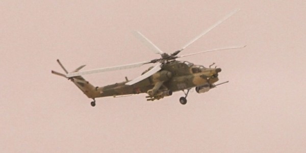 Вертолет Ми-28Н ВКС РФ совершил аварийную посадку в Сирии