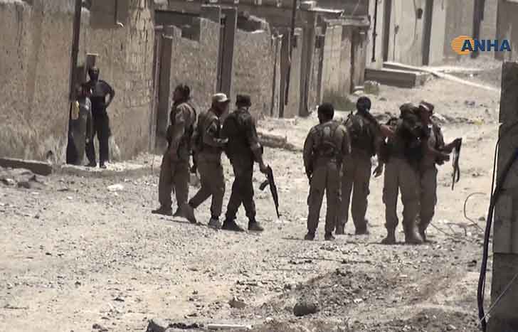 Население Ракки подымается на борьбу с курдами
