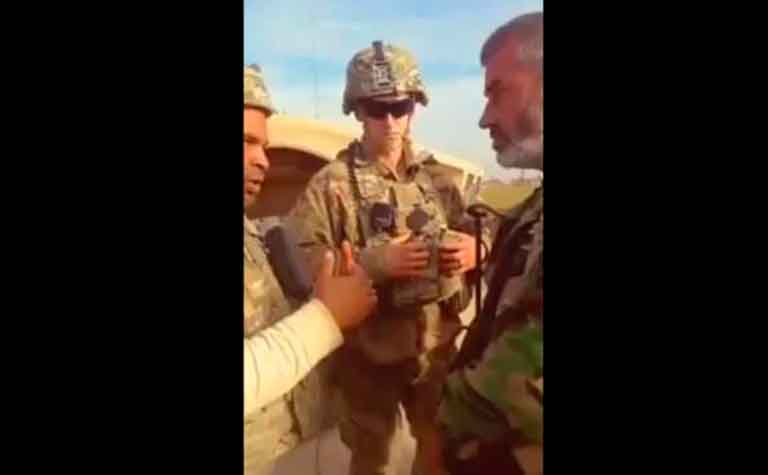 Сирийский боец американскому: В этот раз я открою дорогу, но в следующий раз договаривайтесь с русскими – видео
