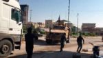 Разъяренные курдские жители напали на американский конвой - видео