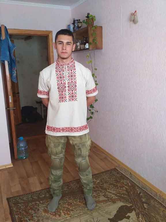 Киллер Андрей Лаврега боец 8-го батальона УДА Киллер Андрей Лаврега боец 8-го батальона УДА