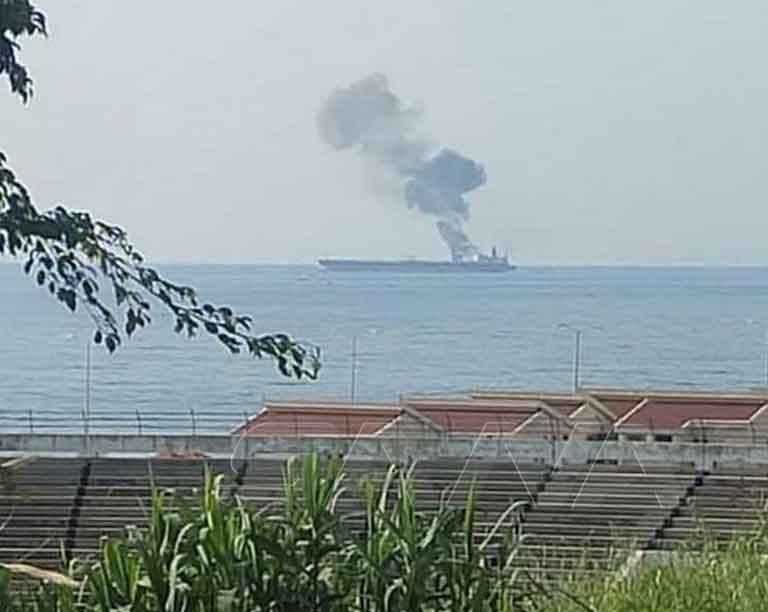 Неопознанный БПЛА-камикадзе атаковал танкер в сирийском порту
