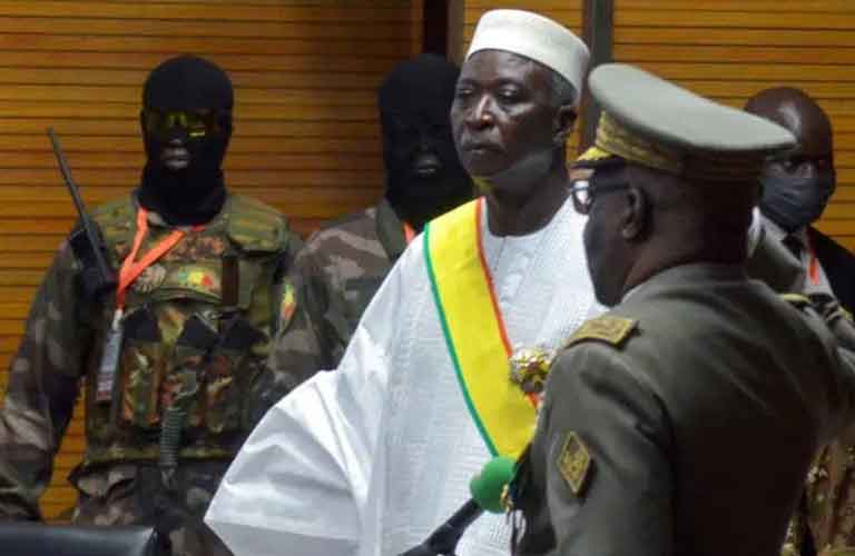 «Переворот в перевороте»: в Мали поменялась власть полковников