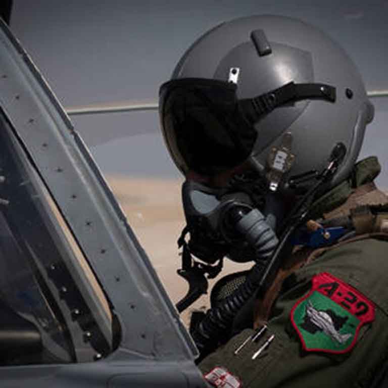 «Талибан» открыл охоту на пилотов ВВС Афганистана