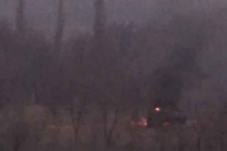 БМП-2 ВСУ подорвалась на украинской мине, пытаясь уйти от ответного огня НМ ДНР