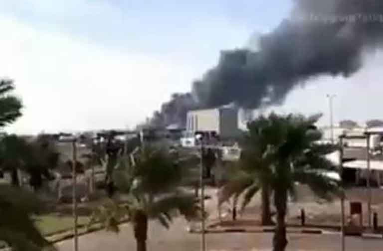 Хуситы нанесли удары по Абу-Даби: мощный пожар на терминале нефтяной компании ADNOC (видео)