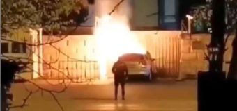 Смертник таранил ворота посольства России в Румынии (видео)